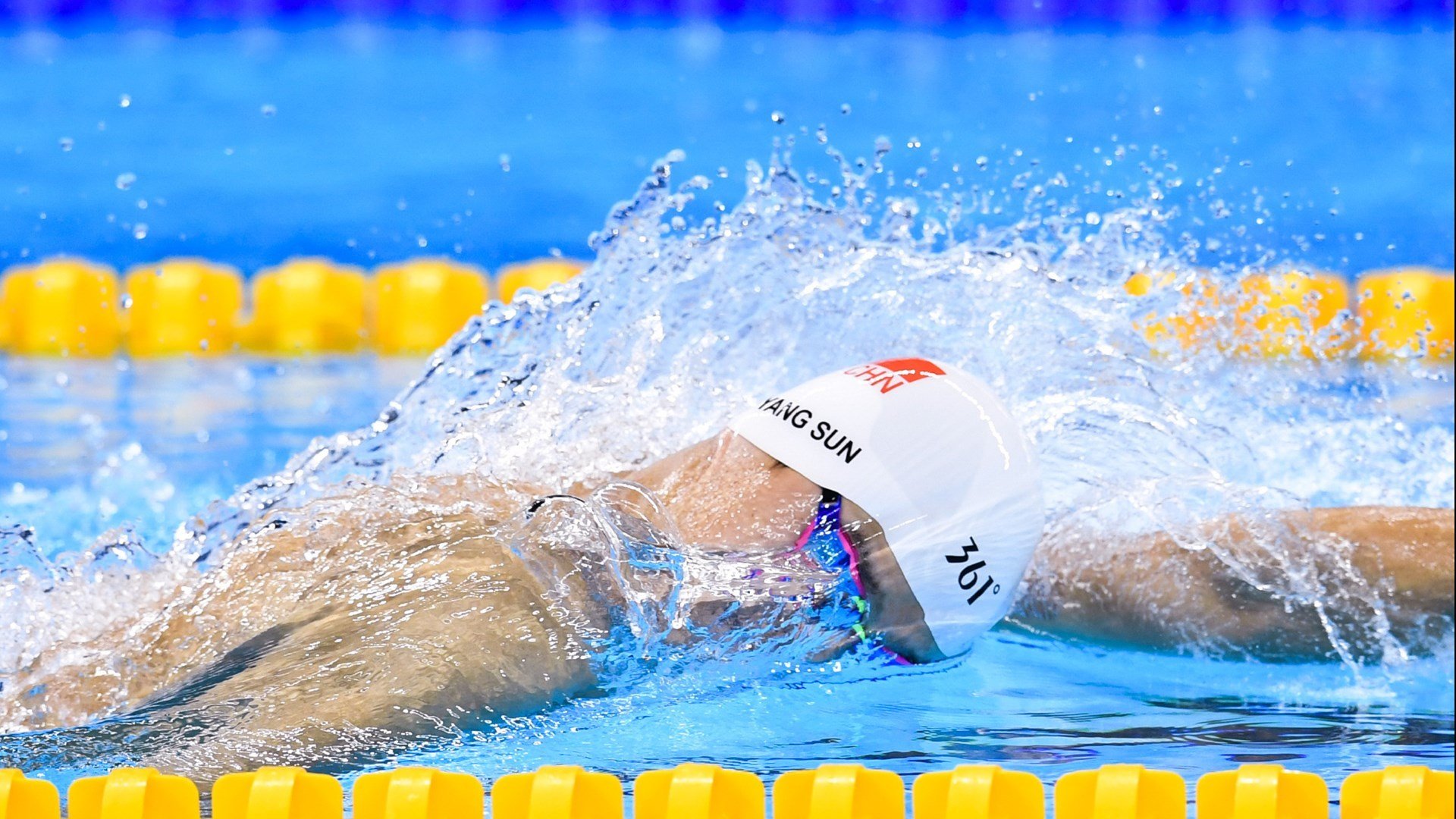 戈麦斯一锤定音，巴西生死战精神照亮罗马焦点夜