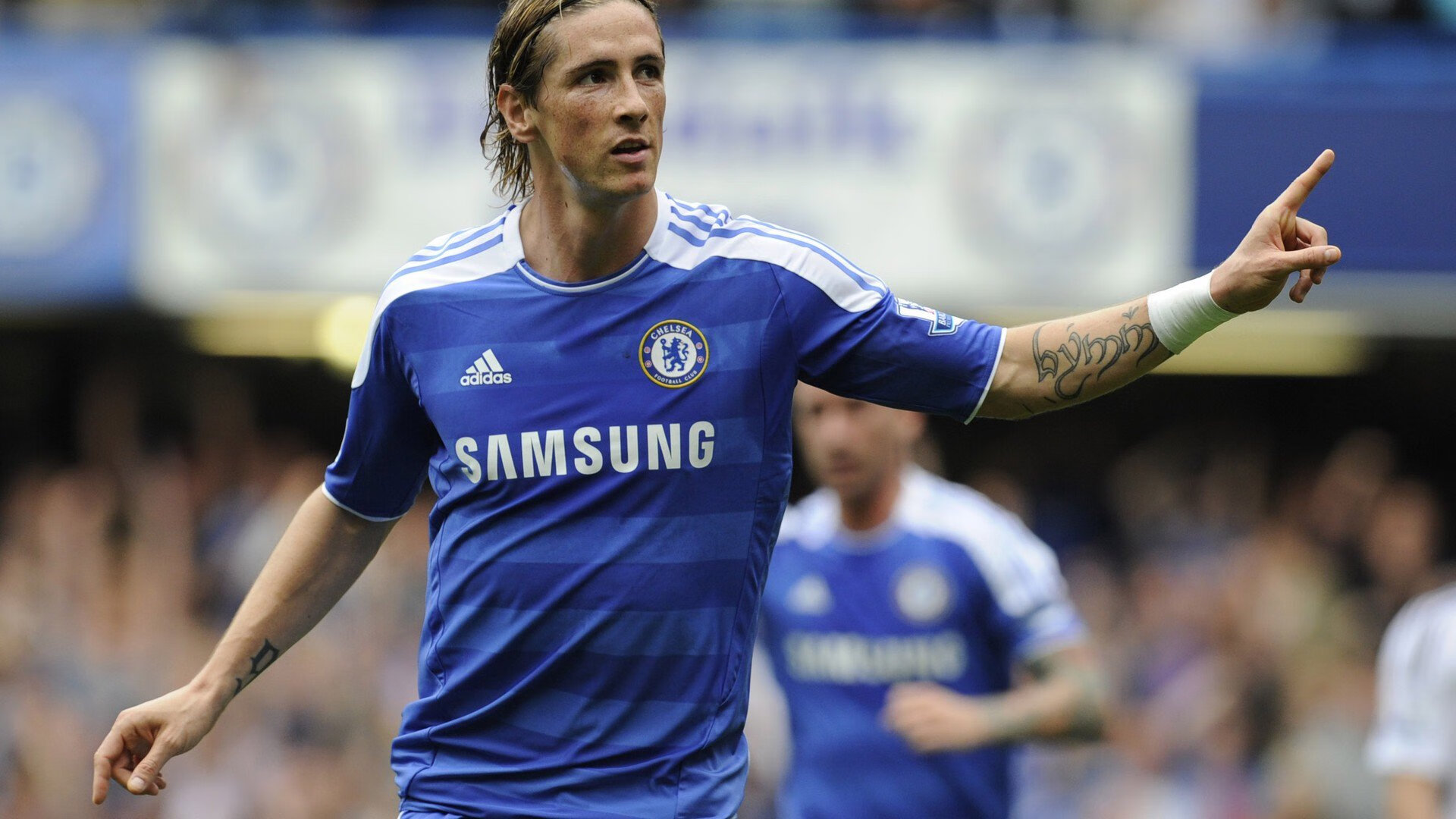 秘鲁带走AC米兰？卡马文加如何成为跨足足球与考古的关键先生