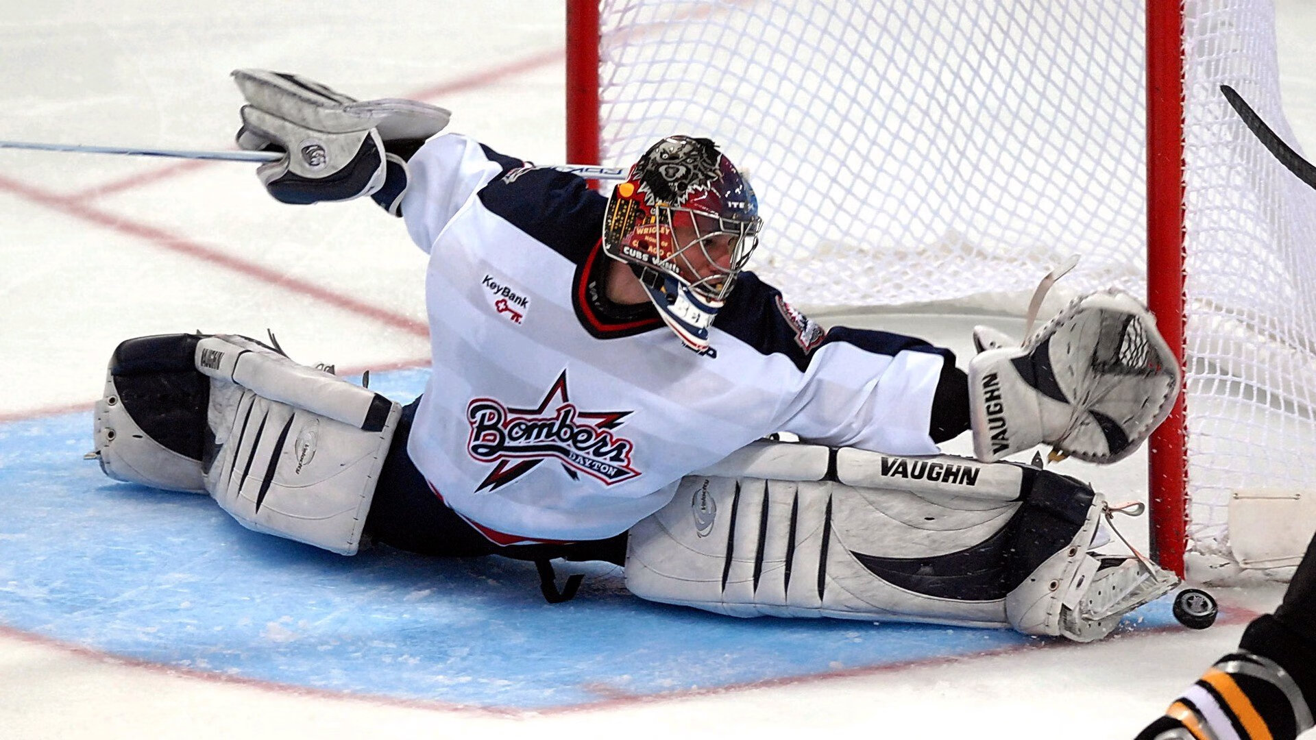 从NBA到世界杯,霍勒迪的统治力跨越赛场,雄鹿式防守哲学如何塑造国际荣耀