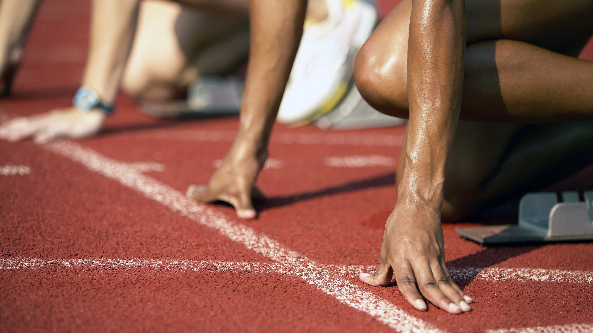 广厦铁壁锁湖人，拉梅洛攻防一体诠释现代篮球统治力